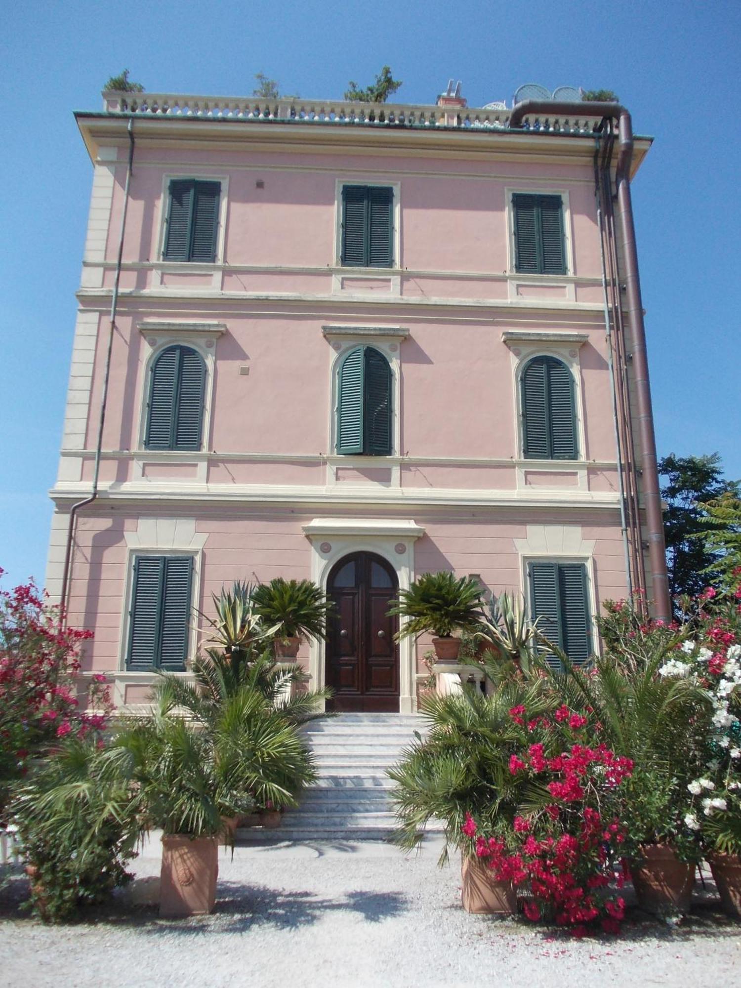 Hotel Italia Marina di Massa Esterno foto