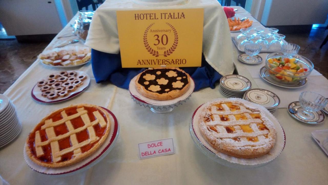 Hotel Italia Marina di Massa Esterno foto
